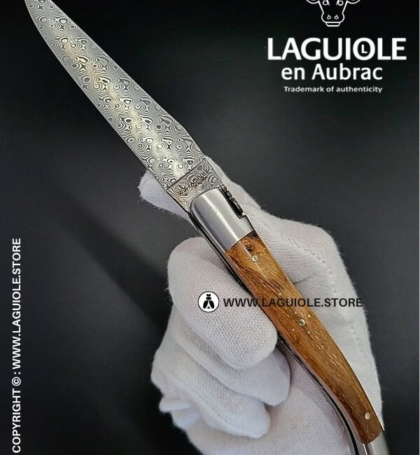 laguiole pocket knife – damascus balbach blade & double liners – vine stock wood