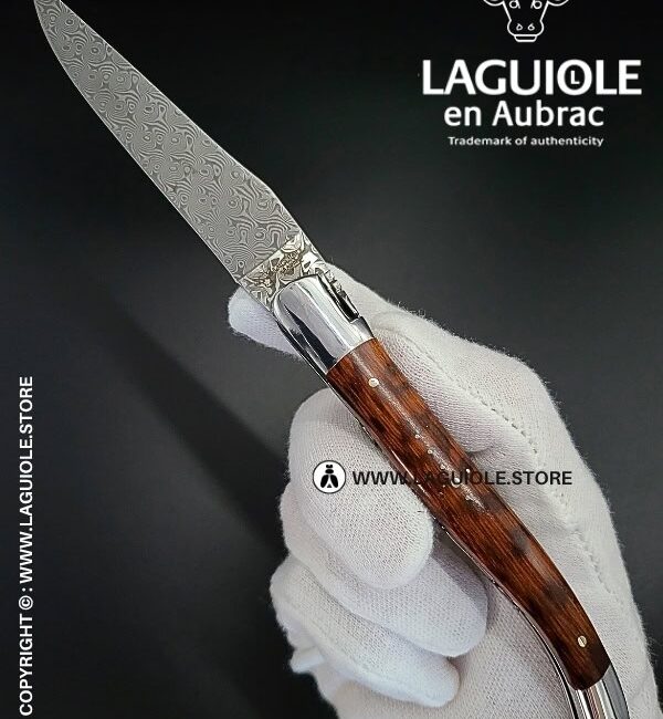 laguiole pocket knife in snakewood – hand engraved liners & balbach damascus blade