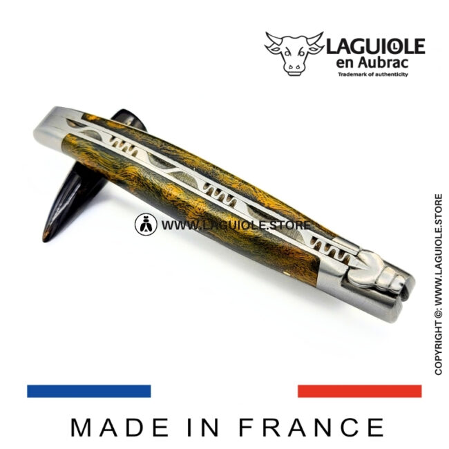 laguiole knife in green cheesewood