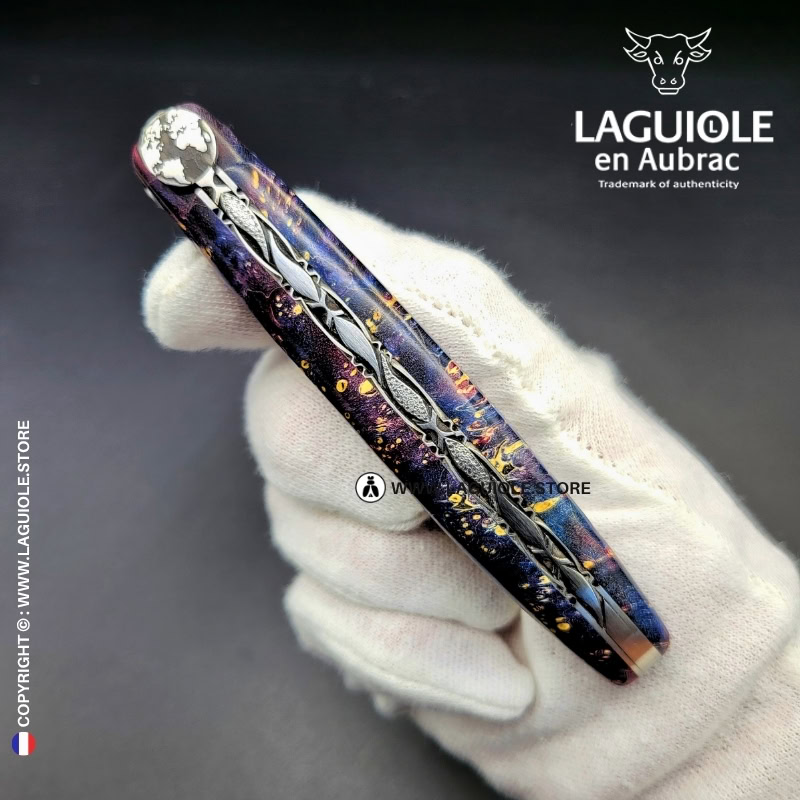 laguiole knife – “the earth” – cosmos collection – elder burl (blue)