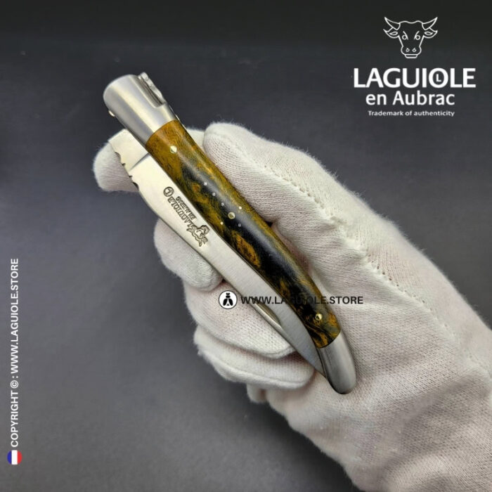 laguiole knife in green cheesewood