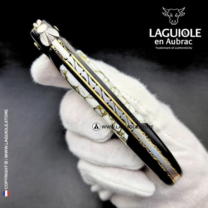 laguiole knife – nox pretiosa collection – ebony & howlite – brass liners