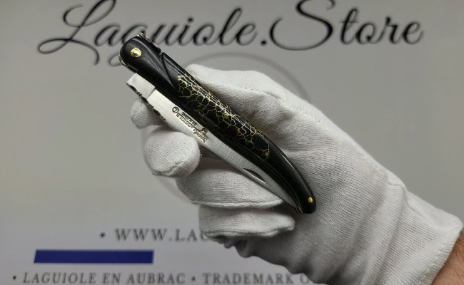 laguiole knife – nox pretiosa collection – ebony & onyx – brass liners