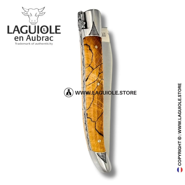 sacred beech: laguiole pocket knife in aubrac beech – hand engraved bee and bolsters