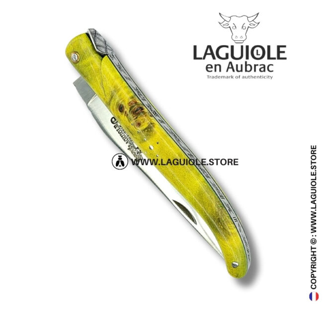 emerald glyphs: laguiole pocket knife in green poplar burl – full handle